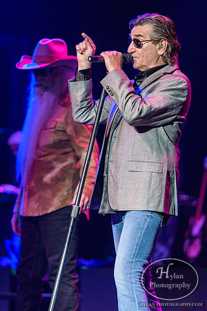 OakRidgeBoys-HylanPhotography-FMKirby-CatCountry96-194429.jpg
