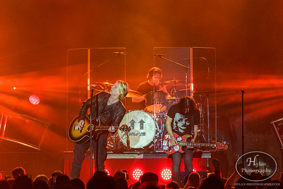 GooGooDolls-HylanPhotography-SandsEventCenter-WLEV-01-6.jpg