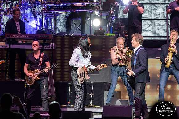 Chicago-EarthWind&Fire-HylanPhotography-PPLCenter-WLEV-195622.jpg