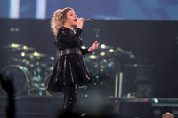KellyClarkson-HylanPhotography-PPLCenter-WLEV-2.jpg