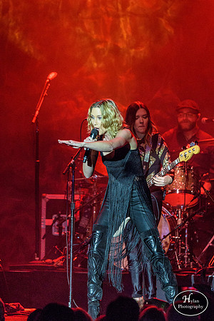 JenniferNettles-HylanPhotography-SandsBethlehemEventCenter-CatCountry-01-4.jpg