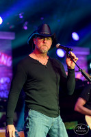 TraceAdkins-HylanPhotography-MoheganSunPocono-CatCountry-01-3.jpg