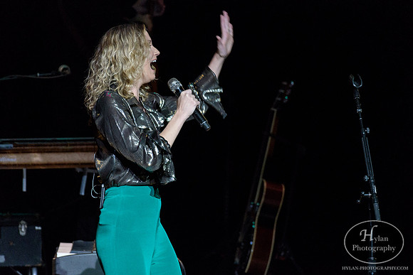 JenniferNettles-HylanPhotography-FMKirbyCenter-CatCountry-195733.jpg