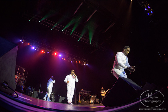 Boyz II Men-HylanPhotography-SandsEventCenter-WLEV-02-2.jpg