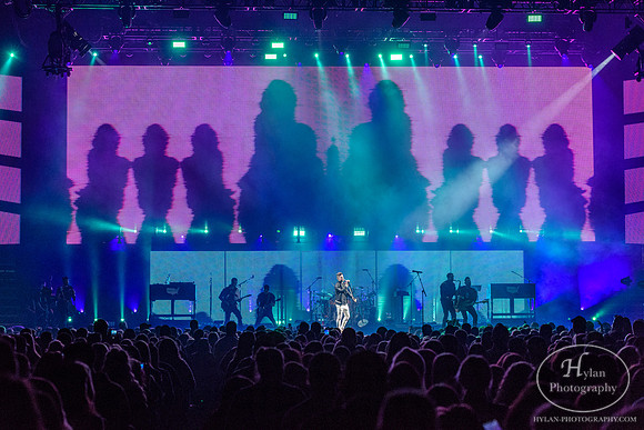 ThomasRhett-HylanPhotography-MoheganSunArenaPa-CatCountry-212804.jpg