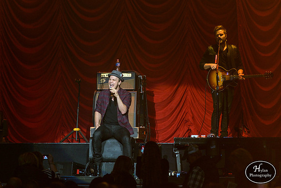 GavinDeGraw-HylanPhotography-PPLCenter-CatCountry-WLEV-01-5.jpg