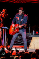 Sugarland-HylanPhotography-AllentownFair-CatCountry96-204712.jpg