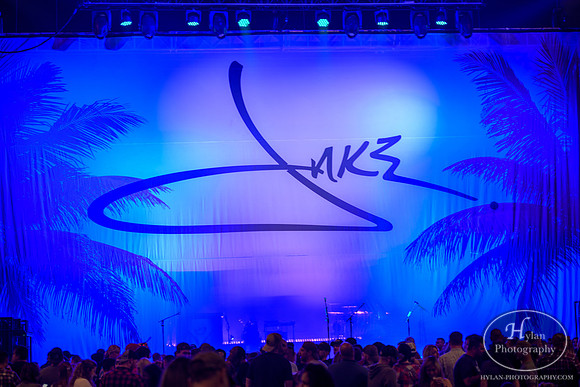 JakeOwen-HylanPhotography-MoheganSunArenaPa-CatCountry-205501.jpg