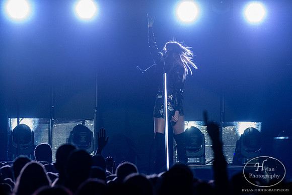 KelseaBallerini-HylanPhotography-MoheganSunArenaPa-CatCountry-202730.jpg