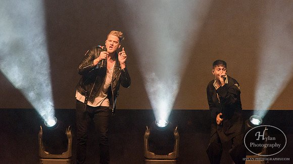Pentatonix-HylanPhotography-AllentownFair17-CatCountry96-200756.jpg