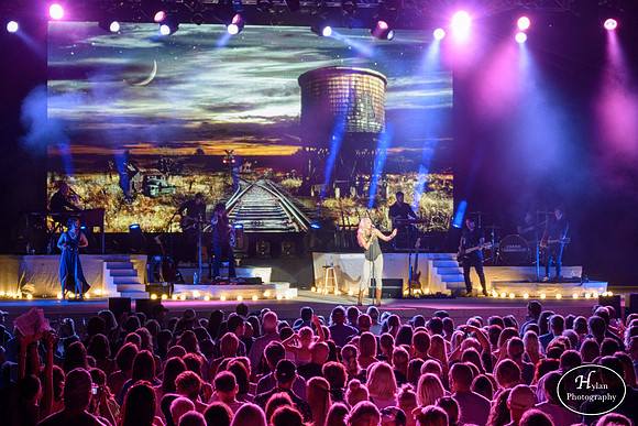 Carrie Underwood