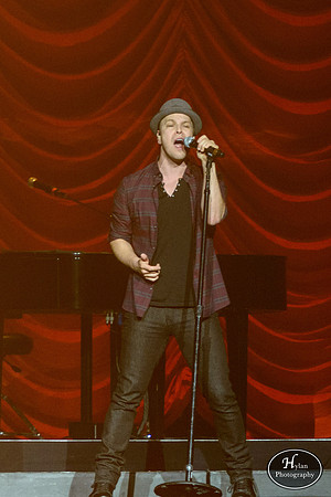 GavinDeGraw-HylanPhotography-PPLCenter-CatCountry-WLEV-193930.jpg
