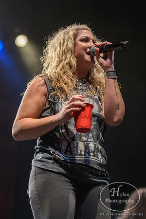 Faren Rachels-HylanPhotography-SandsEventCenter-CatCountry96-3.jpg