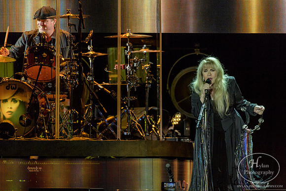 StevieNicks-HylanPhotography-SandsEventCenter-WLEV-01.jpg