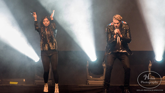 Pentatonix-HylanPhotography-AllentownFair17-CatCountry96-200804.jpg