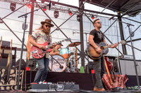 BrothersOsborne-HylanPhotography-AllentownFair2016-CatCountry-01-6.jpg