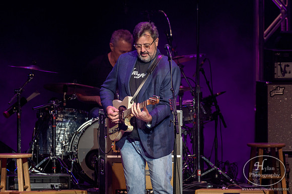 VinceGill-HylanPhotography-FMKirby-CatCountry96-193628.jpg