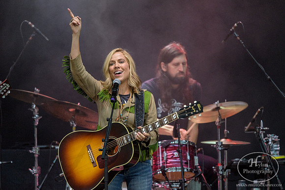 Outlaw Music Festival-HylanPhotography-PavilionatMontageMountain-CatCountry-02-2.jpg
