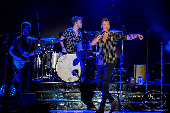 LadyAntebellum-HylanPhotography-Musifest2019-CatCountry96-4-3.jpg