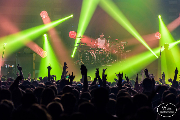 Blink-182-HylanPhotography-SandsBethlehemEventCenter-203732.jpg
