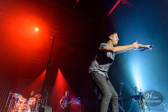 FitzandTheTantrums-HylanPhotography-SandsEventCenter-WLEV-01-2.jpg