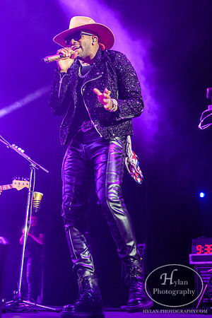 JimmieAllen-WCEC-CatCountry-7958.jpg