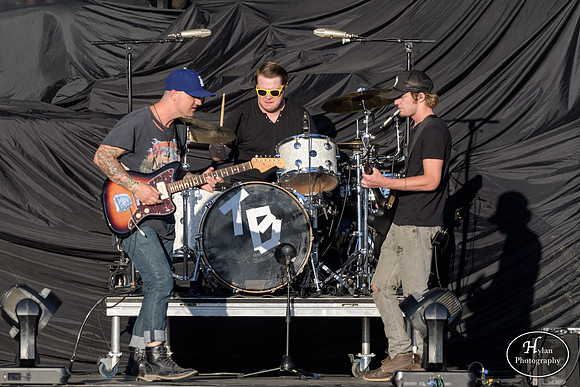 TuckerBeatHard-HylanPhotography-Musikfest2016-CatCountry-190724.jpg