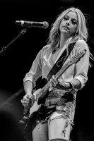 LindsayEll-HylanPhotography-MoheganSunArena-CatCountry-05.jpg