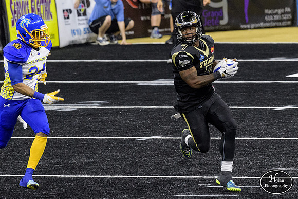 LVSteelhawks_vx_PhilYellowJackets-HylanPhotography-PPLCenter-02.jpg