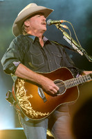 AlanJackson-HylanPhotography-MoheganPa-CatCountry96-204441.jpg