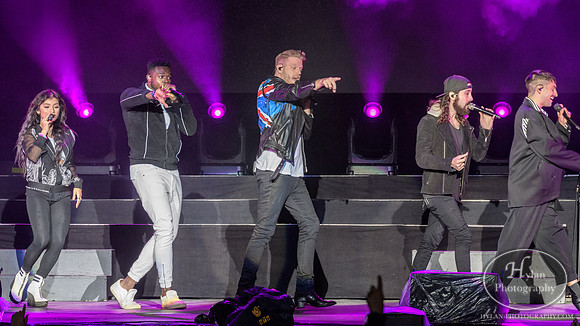 Pentatonix-HylanPhotography-AllentownFair17-CatCountry96-201230.jpg