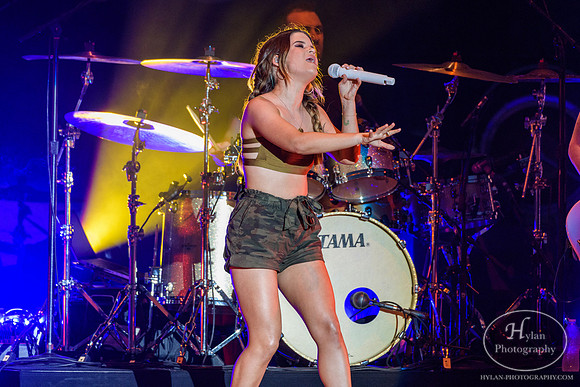 MarenMorris-HylanPhotography-AF2018-CatCountry-194606.jpg