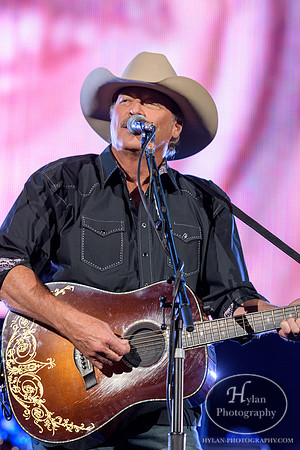AlanJackson-HylanPhotography-MoheganPa-CatCountry96-204649.jpg