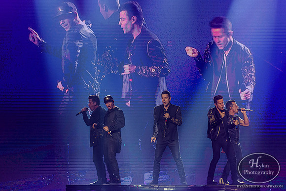 NKOTB-HylanPhotography-PPLCenter-WLEV-212126.jpg