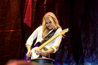 LindsayEll-HylanPhotography-MoheganSunArena-CatCountry-01-9.jpg