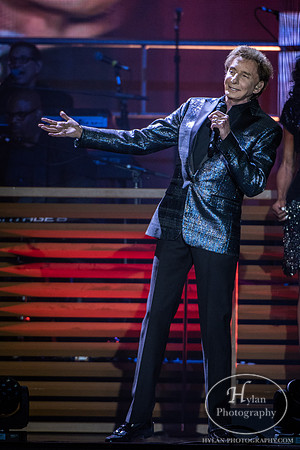 BarryManilow-HylanPhotography-WCEC-WLEV-201802.jpg