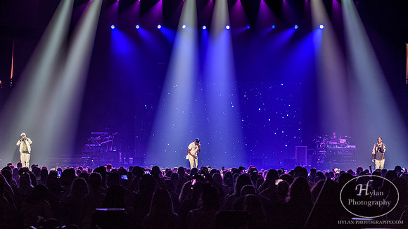 Boyz II Men-HylanPhotography-PPLCenter-WLEV-193859.jpg