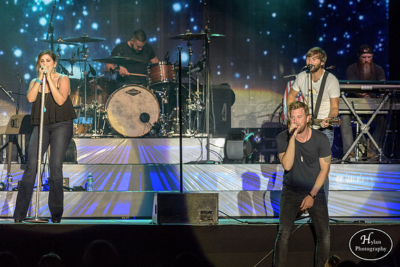 LadyAntebellum-HylanPhotography-Musikfest2016-CatCountry-02-4.jpg
