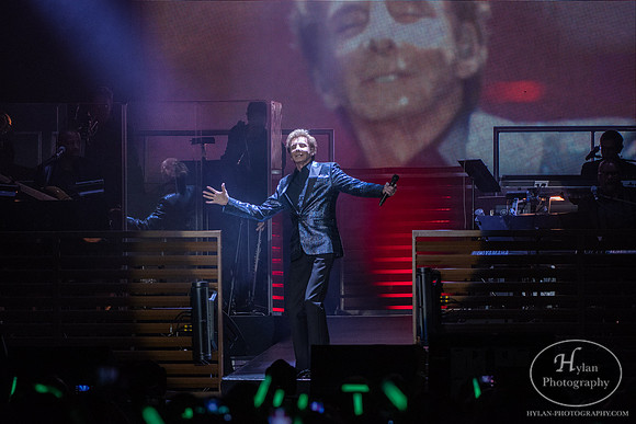 BarryManilow-HylanPhotography-WCEC-WLEV-201255.jpg