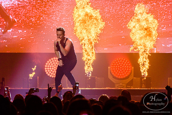 NKOTB-HylanPhotography-PPLCenter-WLEV-212758.jpg