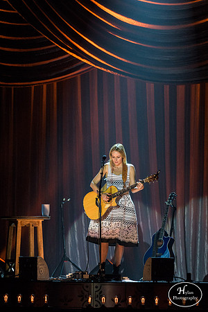 Jewel-HylanPhotography-SandsBethlehemEventCenter-WLEV-03.jpg
