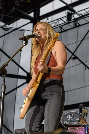 LindsayEll-HylanPhotography-AllentownFair-CatCountry96-191041.jpg
