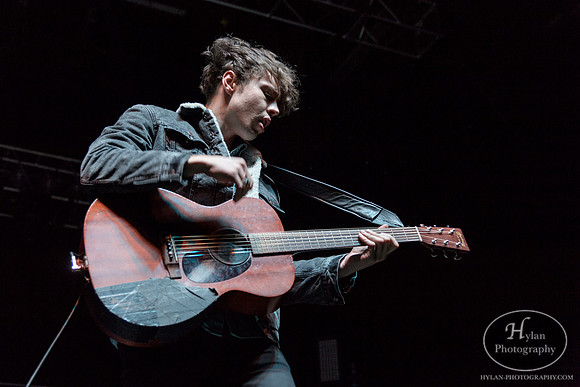 BarnsCourtney-HylanPhotography-SandsEventCenter-WLEV-01.jpg
