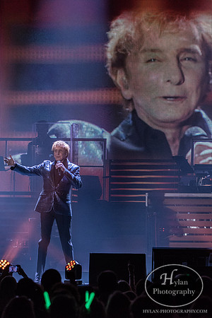 BarryManilow-HylanPhotography-WCEC-WLEV-201611.jpg