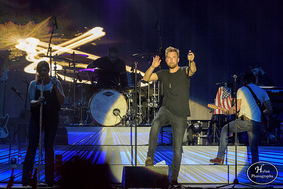 LadyAntebellum-HylanPhotography-Musikfest2016-CatCountry-214712.jpg