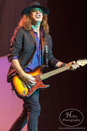 Foreigner-HylanPhotography-SBEC-WLEV-201314.jpg