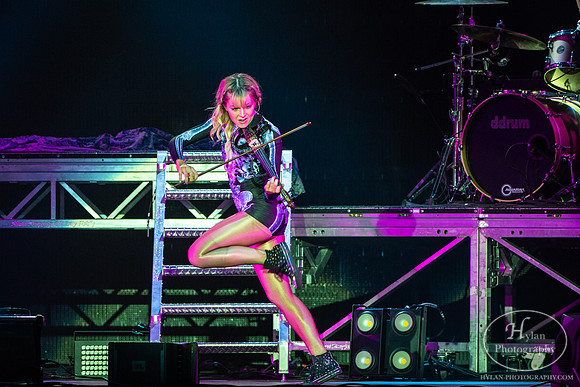 LindseyStirling-HylanPhotography-SandsEventCenter-WLEV-211152.jpg
