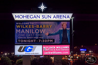 BarryManilow-HylanPhotography-MoheganSunArena-WLEV-01-11.jpg
