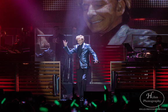 BarryManilow-HylanPhotography-WCEC-WLEV-5.jpg