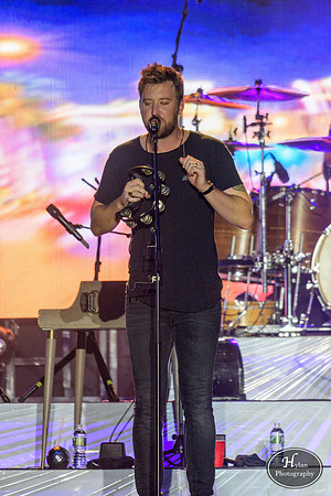 LadyAntebellum-HylanPhotography-Musikfest2016-CatCountry-214324.jpg